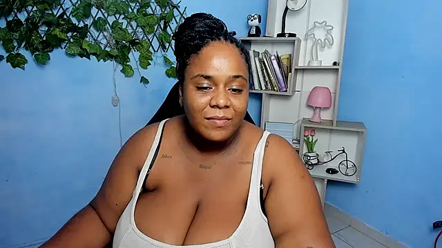 Snapshot of bbw_charlote chatting on November 2025 12:05:02 PM bbw charlote online show from November 2025 12:05:02 PM