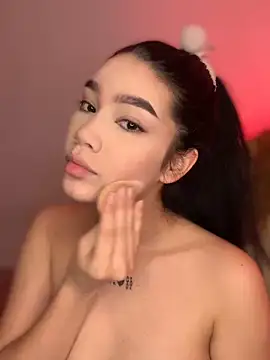 Snapshot of Ambar_R0SSE chatting on January 2025 12:05:02 AM Ambar R0SSE online show from January 2025 12:05:02 AM