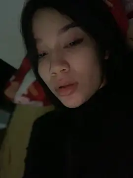 Snapshot of Ambar_R0SSE chatting on February 2025 07:29:01 AM Ambar R0SSE online show from February 2025 07:29:01 AM