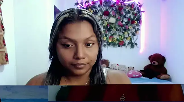 Snapshot of sexysusan4you chatting on February 2025 07:29:01 PM sexysusan4you online show from February 2025 07:29:01 PM