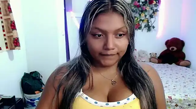 Snapshot of sexysusan4you chatting on February 2025 11:13:01 PM sexysusan4you online show from February 2025 11:13:01 PM