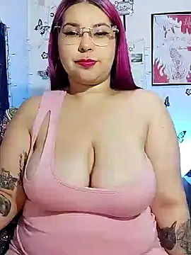 Snapshot of Hada_dracanae chatting on January 2025 12:59:01 AM Hada dracanae online show from January 2025 12:59:01 AM