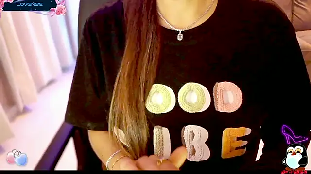 Snapshot of _Blue_Ruubyy_ chatting on January 2026 04:55:01 PM Blue Ruubyy online show from January 2026 04:55:01 PM