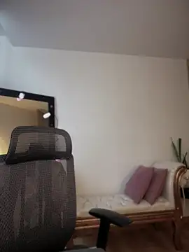 evangeline ch online show from December 2024 04:29:02 PM