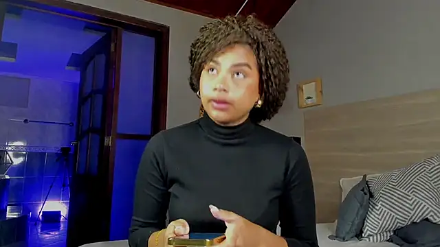 nayah   online show from October 2025 08:20:01 PM