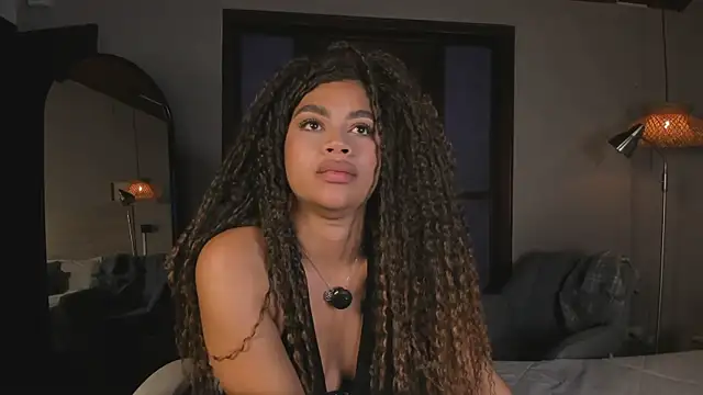 nayah   online show from February 2026 07:53:01 PM