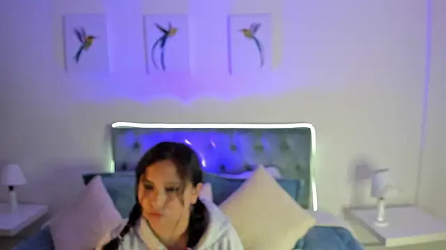 Snapshot of _Natalie18 chatting on November 2025 03:30:01 AM Natalie18 online show from November 2025 03:30:01 AM