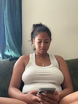 Snapshot of VanessaBling chatting on July 2026 02:46:01 PM VanessaBling online show from July 2026 02:46:01 PM