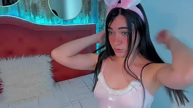 Snapshot of Emma_Sophia2 chatting on December 2024 07:00:02 AM Emma Sophia2 online show from December 2024 07:00:02 AM
