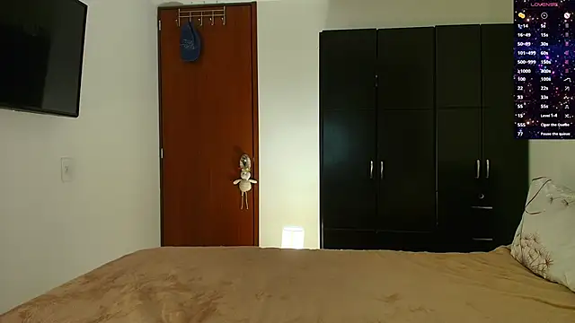 Snapshot of miss_seline chatting on February 2025 11:02:02 PM miss seline online show from February 2025 11:02:02 PM