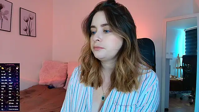 Snapshot of miss_seline chatting on September 2025 05:02:01 PM miss seline online show from September 2025 05:02:01 PM