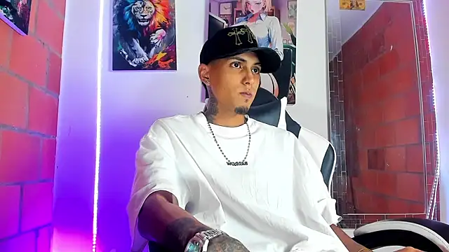 Liam lee online show from March 2026 11:20:02 PM