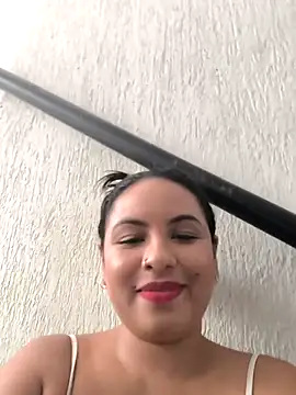 Snapshot of Francesca_ferrari chatting on March 2025 08:32:01 PM Francesca ferrari online show from March 2025 08:32:01 PM