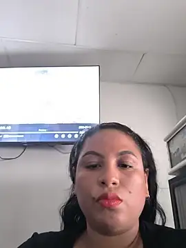 Snapshot of Francesca_ferrari chatting on July 2026 09:49:02 PM Francesca ferrari online show from July 2026 09:49:02 PM