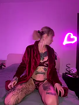 haileyhope  online show from January 2026 07:06:01 PM