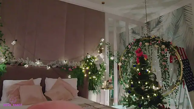 Snapshot of Meow_Nancy chatting on December 2024 05:07:02 AM Meow Nancy online show from December 2024 05:07:02 AM