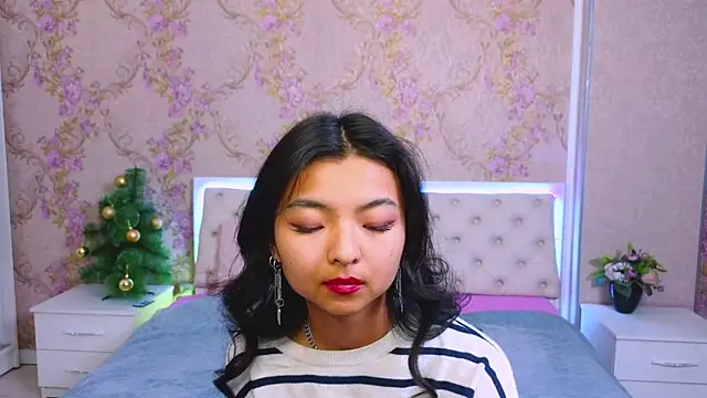 Shy Kira online show from January 2025 06:35:01 PM