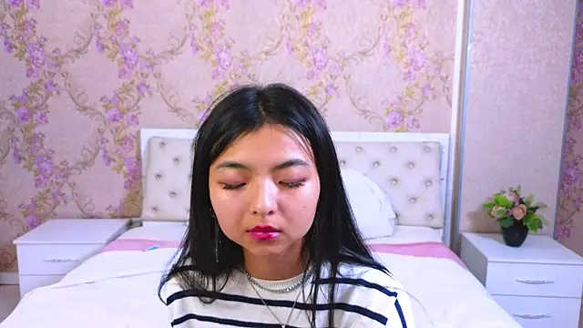 Shy Kira online show from January 2025 06:56:01 PM