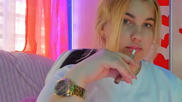 CoraSwon online show from March 2025 11:45:02 AM