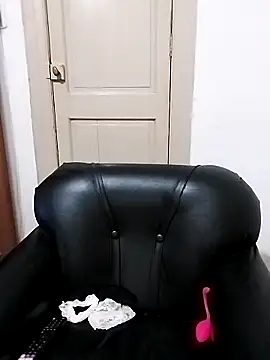 littlebrunett online show from March 2025 12:15:02 PM