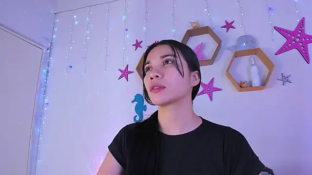 Snapshot of Emiily_Parkerr chatting on November 2025 02:55:02 AM Emiily Parkerr online show from November 2025 02:55:02 AM