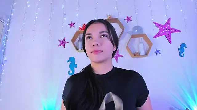 Snapshot of Emiily_Parkerr chatting on November 2025 02:55:01 AM Emiily Parkerr online show from November 2025 02:55:01 AM