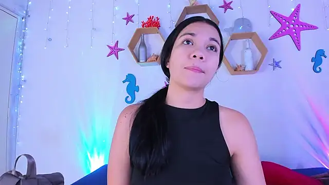 Snapshot of Emiily_Parkerr chatting on February 2026 03:04:01 AM Emiily Parkerr online show from February 2026 03:04:01 AM