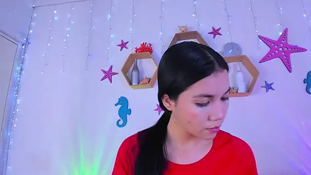 Snapshot of Emiily_Parkerr chatting on February 2026 03:12:02 AM Emiily Parkerr online show from February 2026 03:12:02 AM