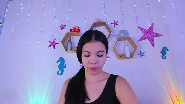 Snapshot of Emiily_Parkerr chatting on February 2026 03:11:02 AM Emiily Parkerr online show from February 2026 03:11:02 AM