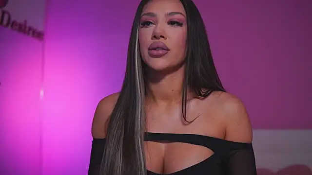 NatyDesiree online show from March 2025 05:09:02 AM