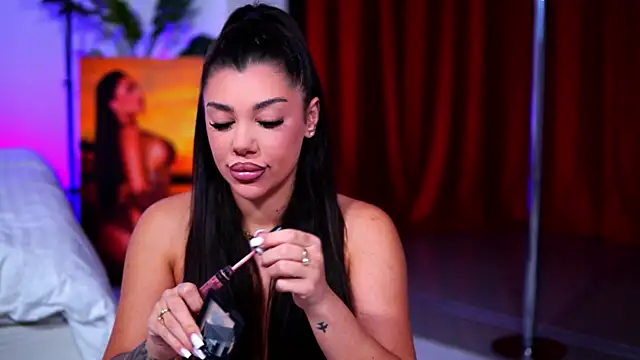 NatyDesiree online show from November 2025 10:03:02 AM