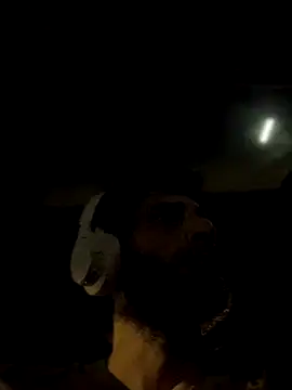 Snapshot of pantslesstraveler_plt chatting on September 2025 07:13:02 AM pantslesstraveler plt online show from September 2025 07:13:02 AM