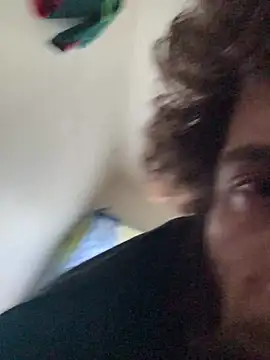 Snapshot of pantslesstraveler_plt chatting on October 2025 03:02:02 PM pantslesstraveler plt online show from October 2025 03:02:02 PM