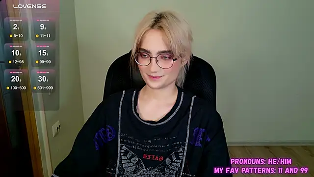 CuteYukiKun online show from October 2025 01:14:02 AM