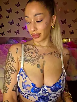 Chachou000 online show from April 2026 07:05:02 PM