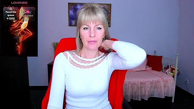 Anita Tayson online show from March 2025 06:49:02 AM