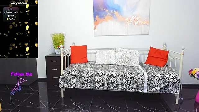 Anita Tayson online show from November 2025 07:03:02 AM