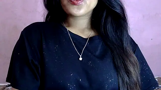 charming karishma online show from December 2024 08:56:01 AM