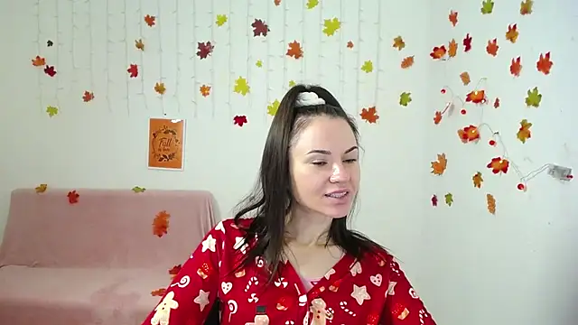 KaraCriegs online show from November 2025 06:39:01 PM