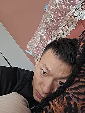 Snapshot of Xpj123 chatting on July 2026 01:33:01 AM Xpj123 online show from July 2026 01:33:01 AM