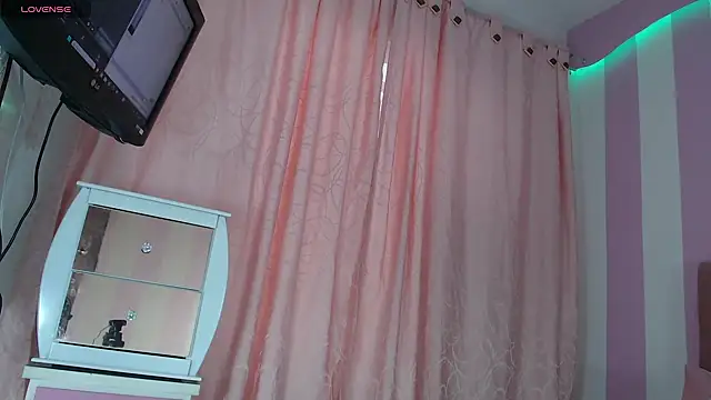 Snapshot of zaleya_mateus chatting on September 2025 01:00:01 PM zaleya mateus online show from September 2025 01:00:01 PM