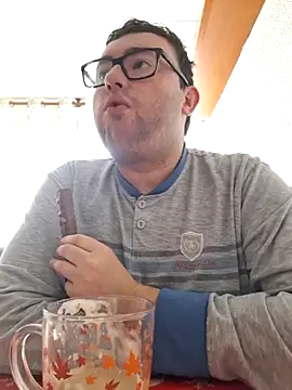 Javier bear online show from March 2026 09:37:01 AM