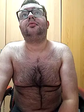Javier bear online show from June 2026 09:09:01 PM