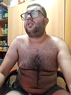 Javier bear online show from July 2026 09:28:02 PM