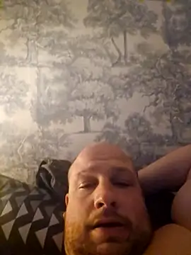 Snapshot of destructeur6 chatting on March 2026 08:12:01 PM destructeur6 online show from March 2026 08:12:01 PM