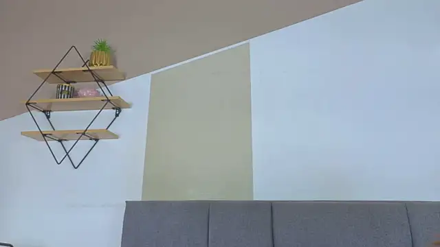 mailin18 online show from September 2025 11:48:02 PM