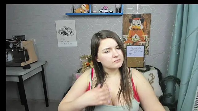 Snapshot of LineraPitts chatting on January 2025 06:00:01 PM LineraPitts online show from January 2025 06:00:01 PM