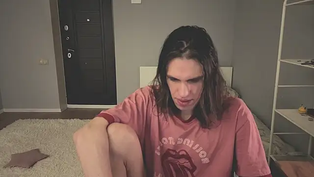 mollymila online show from April 2026 02:43:01 PM