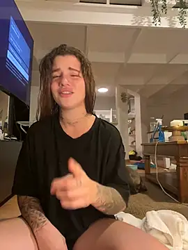 Snapshot of EmiliaCatalina chatting on February 2025 11:58:02 PM EmiliaCatalina online show from February 2025 11:58:02 PM