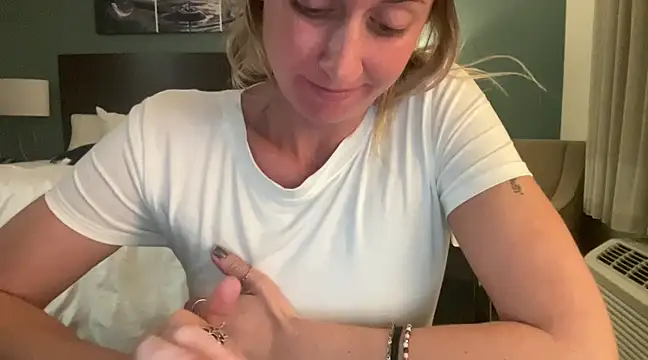 Aggbb online show from January 2025 01:43:01 AM